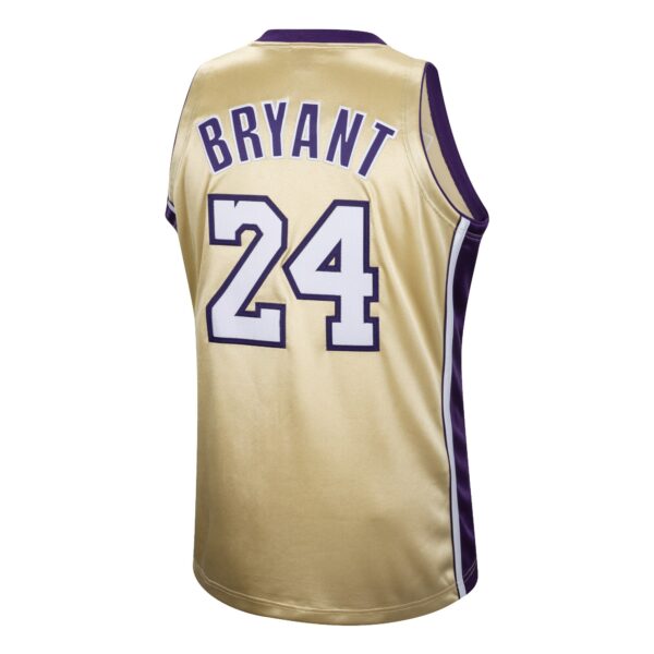 kobe bryant los angeles lakers mitchell 26amp ness hall of fame class of 2020 2324 authentic hardwood classics jersey gold 5431 9c5kd.jpg